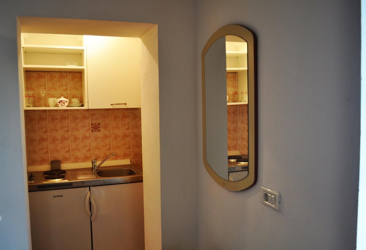 Tri Srca Apartments & Rooms Funtana Zewnętrze zdjęcie