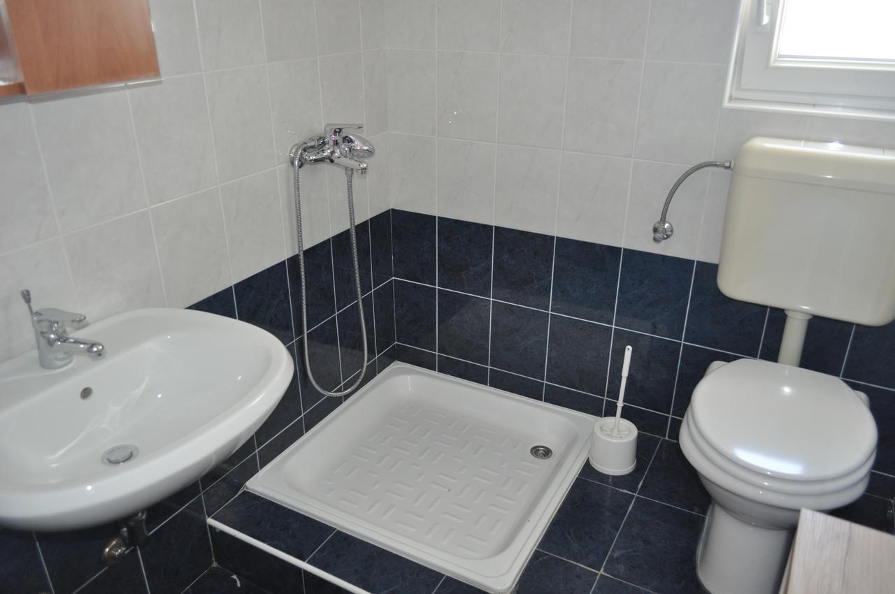 Tri Srca Apartments & Rooms Funtana Zewnętrze zdjęcie