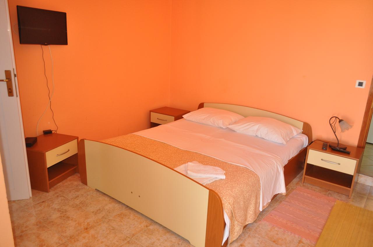 Tri Srca Apartments & Rooms Funtana Zewnętrze zdjęcie